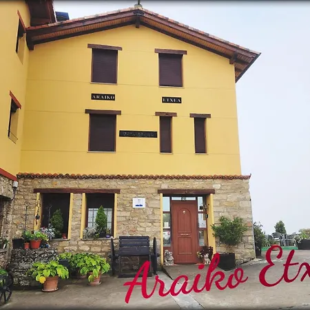 Araiko Etxea بيت للعطل